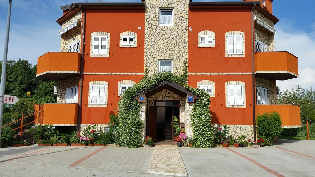 Apartments Dugonjic Умаг Экстерьер фото